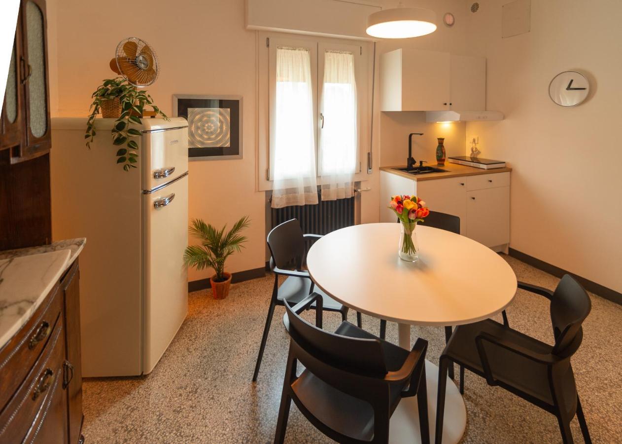Ca Glera - Vintage Design Apartment 雷维内拉戈 外观 照片