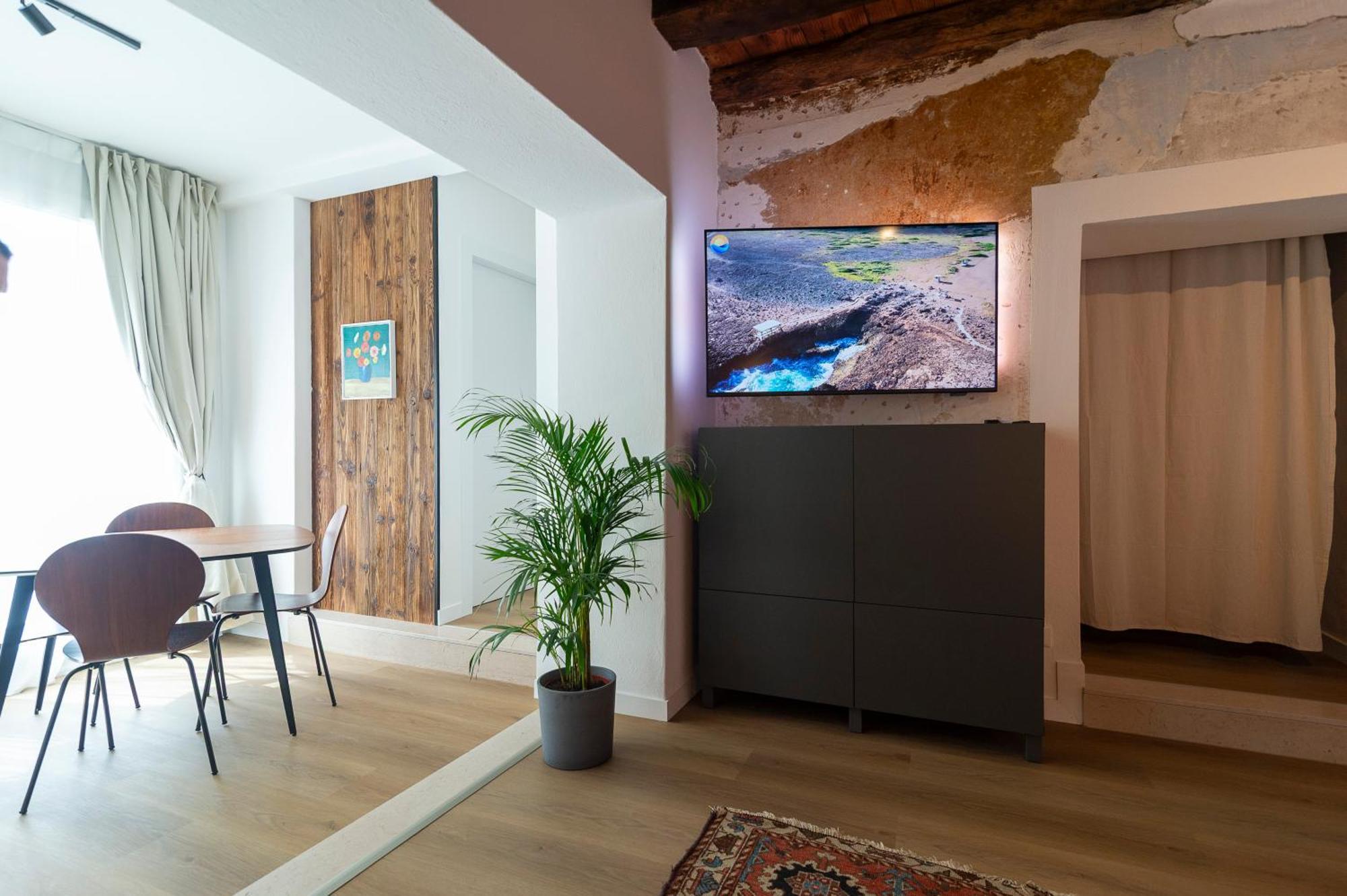 Ca Glera - Vintage Design Apartment 雷维内拉戈 外观 照片